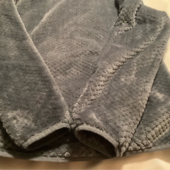 Eddie Bauer plush sweater S - Picture 10 of 16